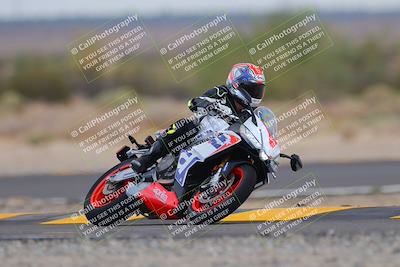 media/Sep-11-2022-SoCal Trackdays (Sun) [[81b7e951af]]/Turn 7 (1145am)/